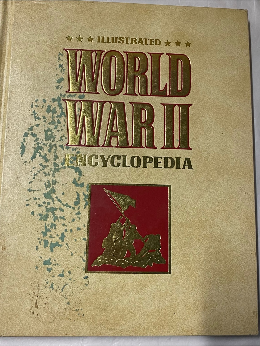 Illustrated World War II Encyclopedia - Gold & Red Hardcover